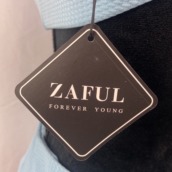 Zaful Light Blue Textured Cutout Women’s Swimsuit with Removable Pads - Picture 5 of 10